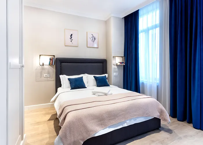 Degoya Old Town 布加勒斯特